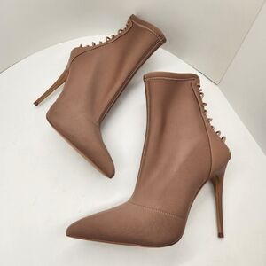 Aldo heeled shooties 9 nude pink sock ankle pastel pointed toe stiletto lace up